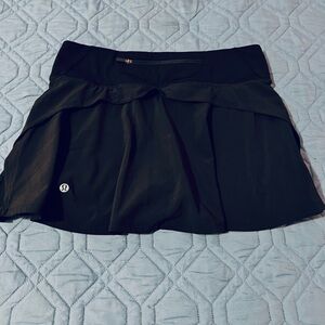 lululemon athletica Black Skirt size 6